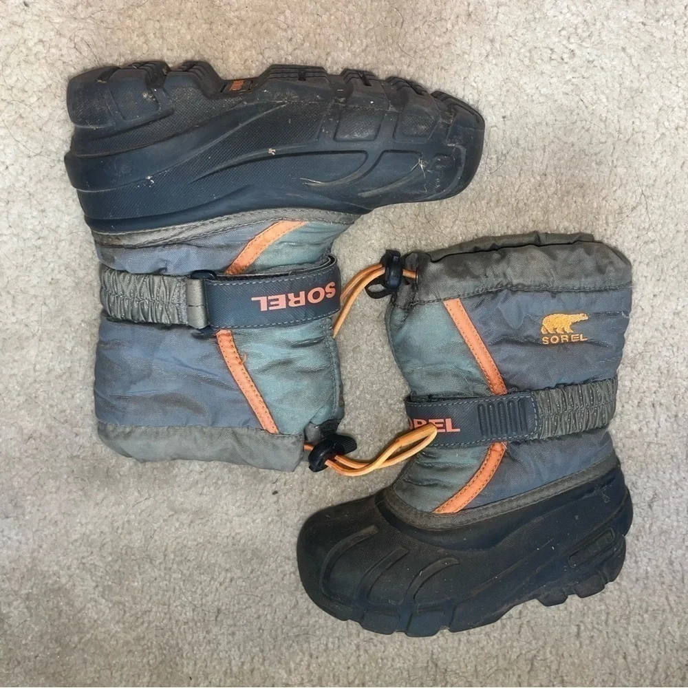 Sorel Kids Insulated Winter Snow Boots Size 10